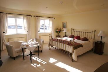 پانسیون Heatons Guesthouse
