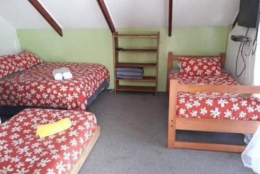 پانسیون Pucontours Hostal   Hostel
