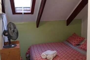 پانسیون Pucontours Hostal   Hostel