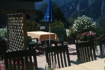 Pension Taverne - Grachen