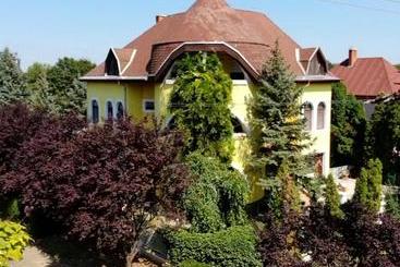 پانسیون Aurum Vendégház