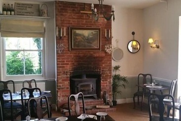 هاستل The Railway Inn Westerfield