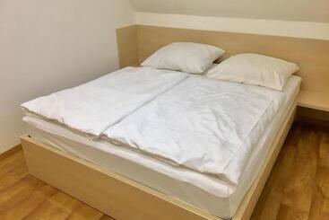 پانسیون Apartman Diófa