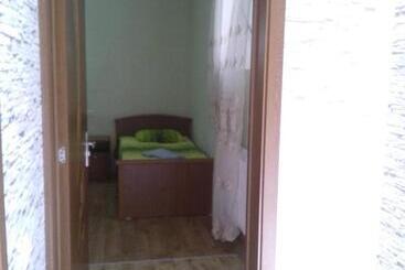 پانسیون Chicho Guesthouse