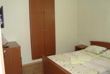 پانسیون Chicho Guesthouse