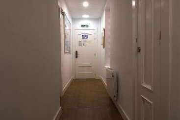 پانسیون Hostal Misericordia