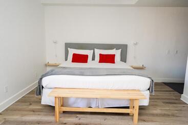 הוסטל Atterdag Inn