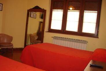 پانسیون Hospedaje Senda Del Huerna