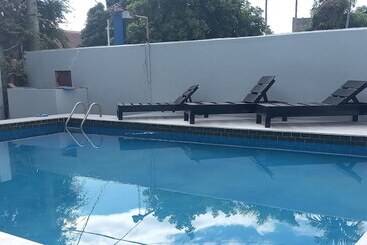 پانسیون Labrish Guest House