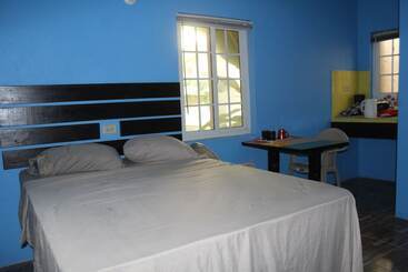 پانسیون Labrish Guest House