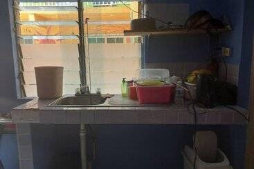 پانسیون Labrish Guest House