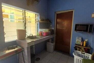 پانسیون Labrish Guest House