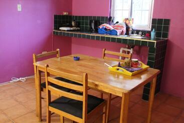 پانسیون Labrish Guest House