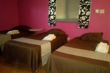پانسیون Labrish Guest House