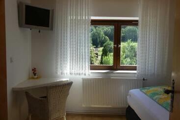 Pension Holzerstube