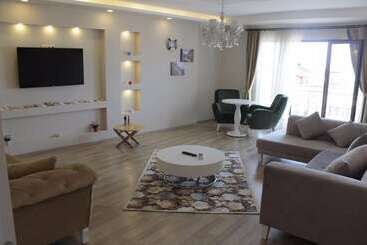 Yomra Residence