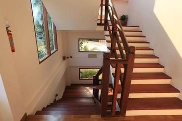 هاستل Mango Hill Inn
