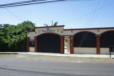 Casa Andalucia Apartments - Santo Domingo