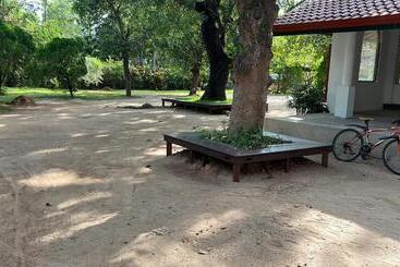 پانسیون Gatetrees Resort