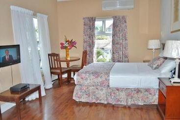 پانسیون Guest House Villa Mishkan