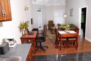 پانسیون Guest House Villa Mishkan