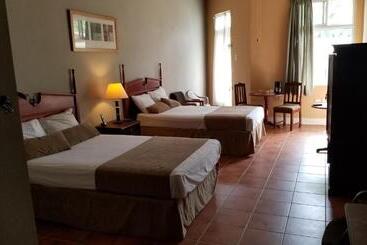 پانسیون Guest House Villa Mishkan