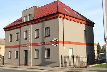 پانسیون Apartments Benešova 6