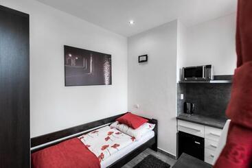 پانسیون Apartments Benešova 6