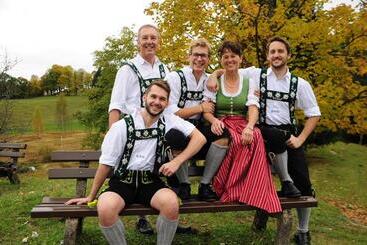 هاستل Gästehaus Elvia
