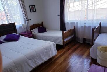 پانسیون Hostal Arrayan