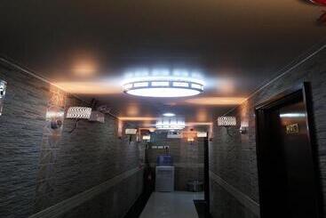 پانسیون Skyview Hostel