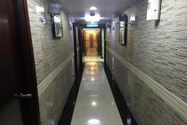 پانسیون Skyview Hostel