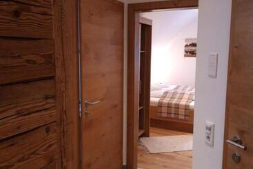 هاستل Gasthaus Brandlwirt
