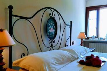 هتل Agriturismo Luggiano