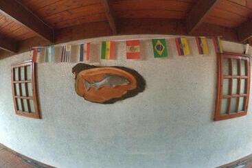 پانسیون Hostal Los Guindos