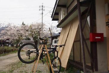 پانسیون Nori's Sharehouse Hakuba