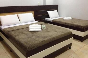 هاستل Global 88 Apartelle