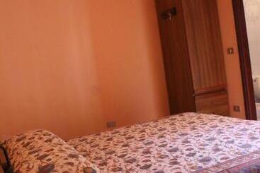 הוסטל Locanda Monte Cervino