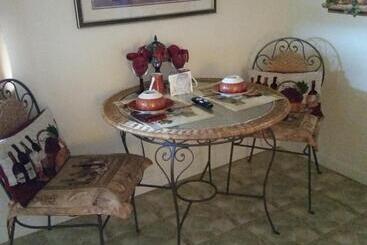 تختخواب و صبحانه 1 Murray House