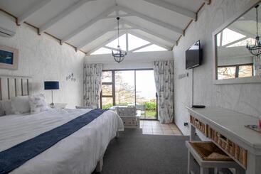 Pension Dutton's Cove Guest House