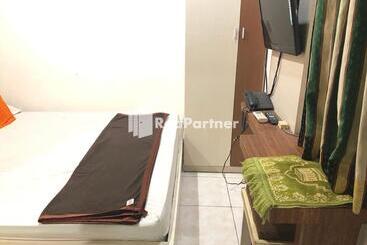 پانسیون Seungit Syariah Inn Tebet Mitra Reddoorz