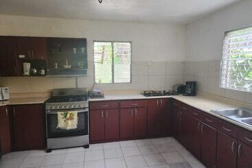 پانسیون Boca Del Paraiso