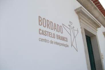تختخواب و صبحانه Casa Dos Bordados