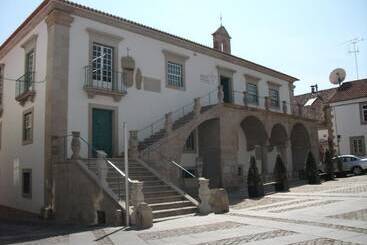 تختخواب و صبحانه Casa Dos Bordados