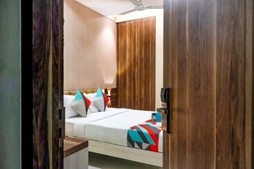 Fabhotel Grand Heritage   Nr Bkc
