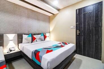 Fabhotel Grand Heritage   Nr Bkc