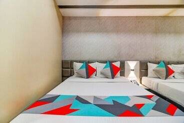 Fabhotel Grand Heritage   Nr Bkc