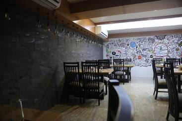 ホテル Aditya Residency