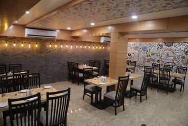 ホテル Aditya Residency
