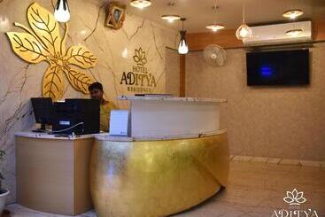 ホテル Aditya Residency